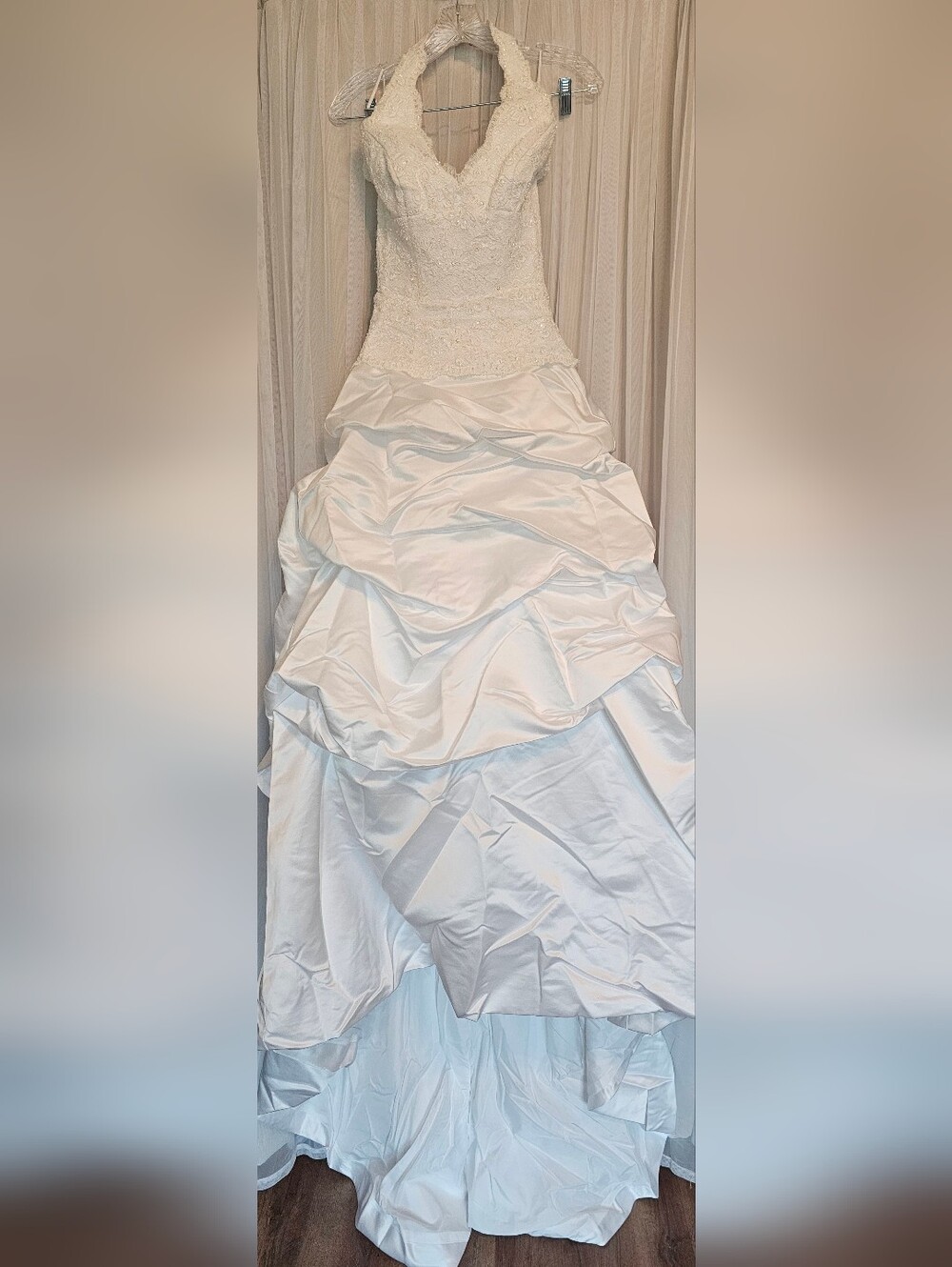 DaVinci Size 12 White Halter Lace Bodice Ballgown Wedding Dress